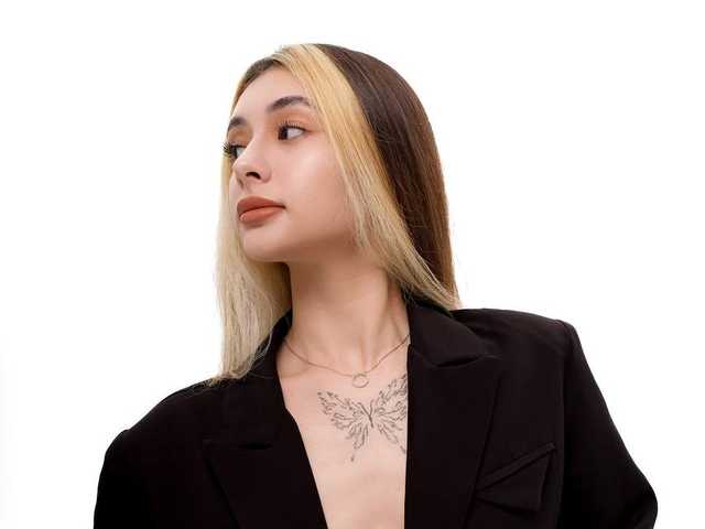 Profilin fotoğrafı DarlaBelle