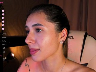 Erotik görüntülü sohbet DarlaBelle
