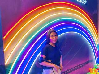 Erotik görüntülü sohbet darlacampbell