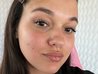 Erotik görüntülü sohbet Miss_Darcy