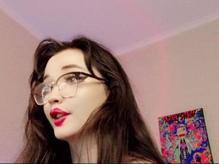 Erotik görüntülü sohbet DazzlingF1re