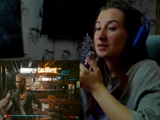 Erotik görüntülü sohbet DellyRoze