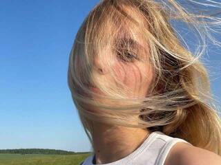 Erotik görüntülü sohbet Detkaaa