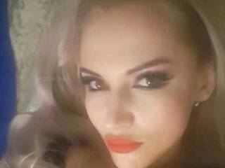 Erotik görüntülü sohbet DiamondDaemon