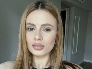 Erotik görüntülü sohbet diannajames