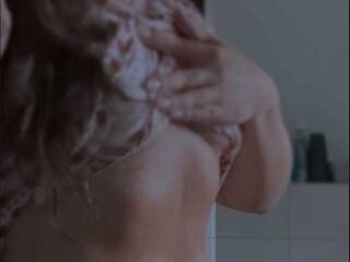 Erotik görüntülü sohbet Dilarry