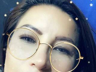 Erotik görüntülü sohbet Dinawet