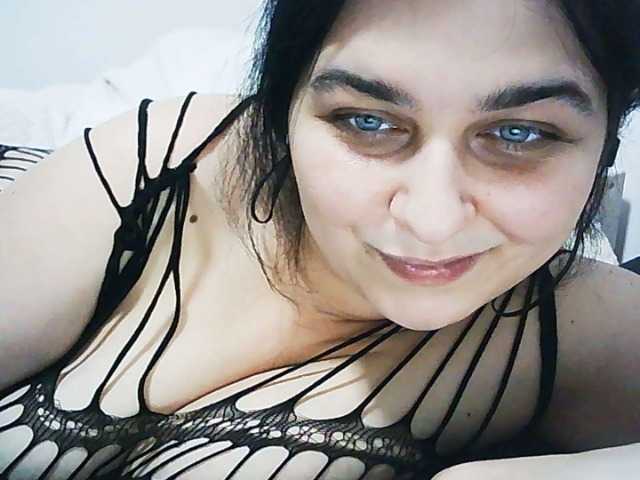 Fotoğraflar djk70 #milf #boobs #big #bigboobs #curvy #ass #bigass #fat #nature #beautiful #blueeyes #pussy #dildo #fuck #sex #finger #face #eyes #tongue #bigmilf