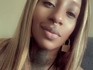 Erotik görüntülü sohbet DomCherrired