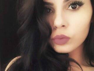 Erotik görüntülü sohbet EaseAce