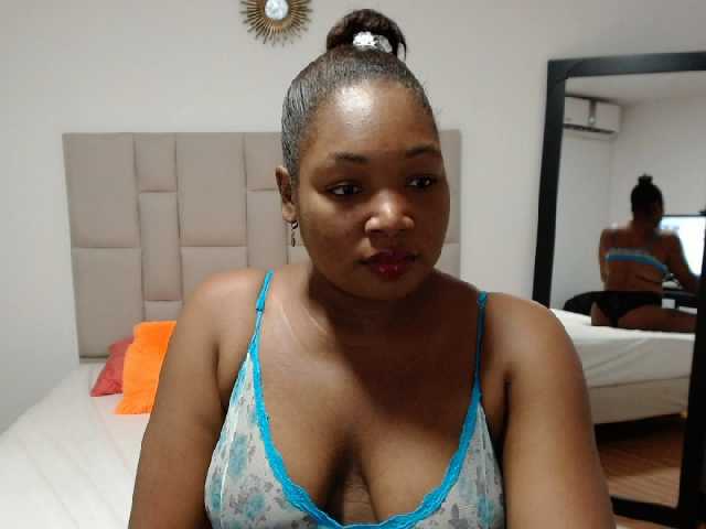 Fotoğraflar EbonyCamille I wanna be full naked for youou! 199, we are 142 tokens closer!