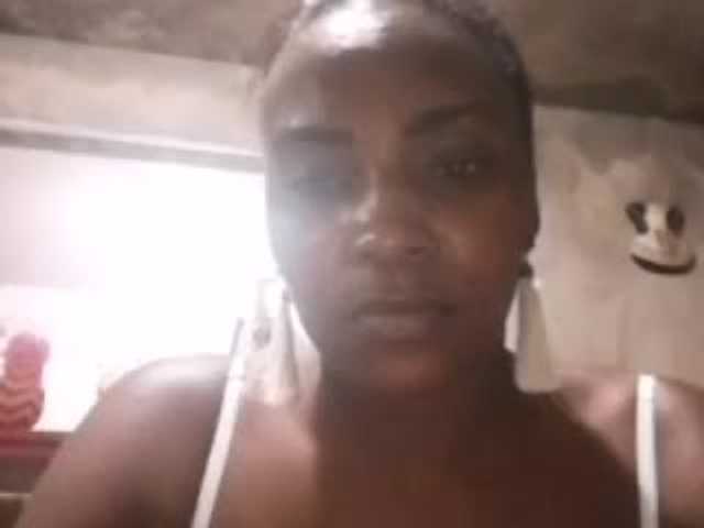 Yayın ekran görüntüleri EbonyHotTits