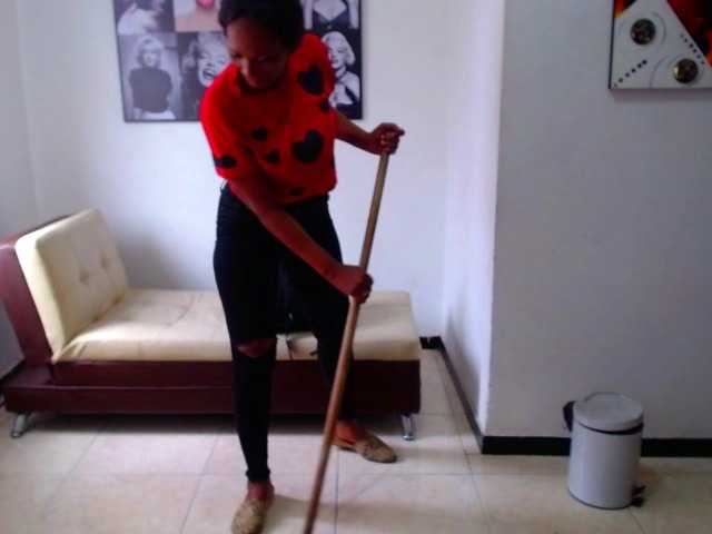 Yayın ekran görüntüleri ebonymilf84