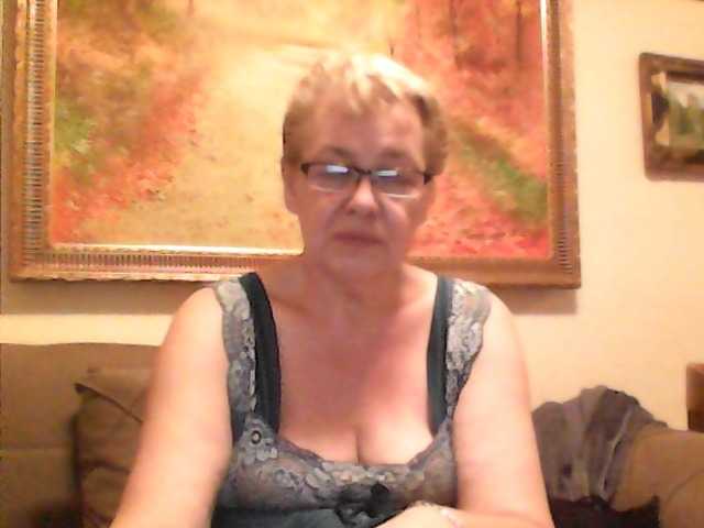 Yayın ekran görüntüleri ElegantBlonda