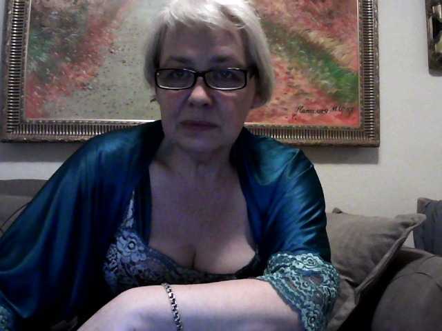 Yayın ekran görüntüleri ElegantBlonda