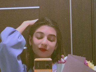 Erotik görüntülü sohbet ElfyRares
