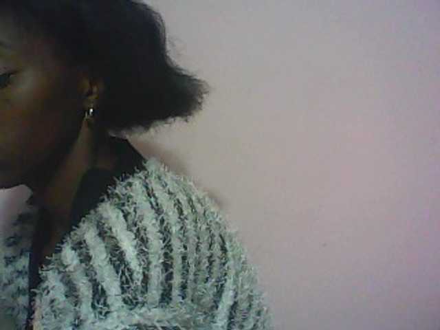 Yayın ekran görüntüleri ElianeXhot