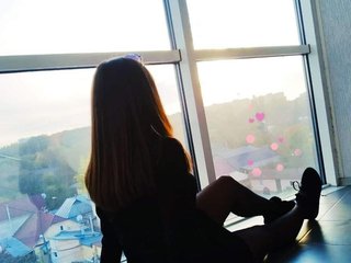 Erotik görüntülü sohbet Elinao