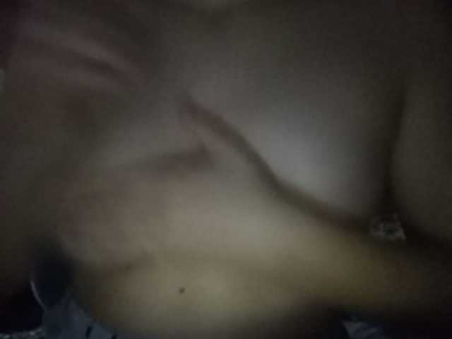 Yayın ekran görüntüleri ElizaXSmith