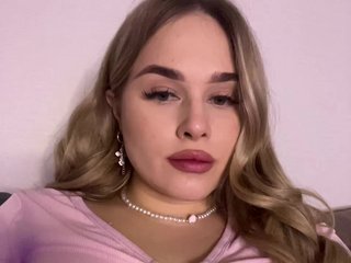 Erotik görüntülü sohbet EllenSoftt