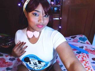 Erotik görüntülü sohbet ellieDverall