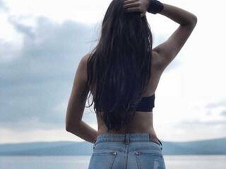 Erotik görüntülü sohbet Ellymonroe