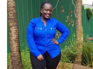 Erotik görüntülü sohbet EltonBlair