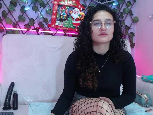 Yayın ekran görüntüleri Ema-boobsy