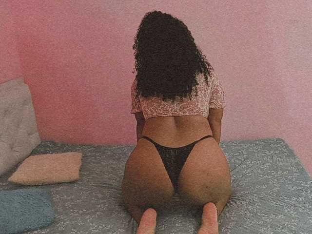 Profilin fotoğrafı Ema-ebony