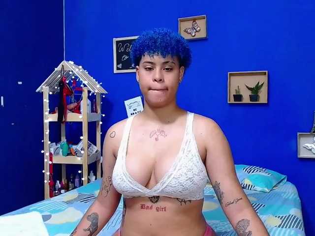 Yayın ekran görüntüleri Emanuela-Rose