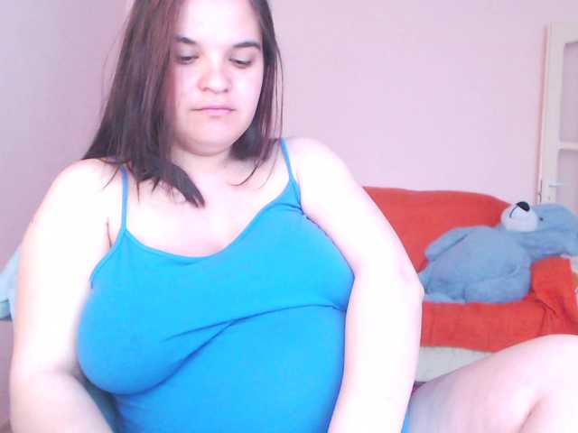 Yayın ekran görüntüleri EmeraldElla