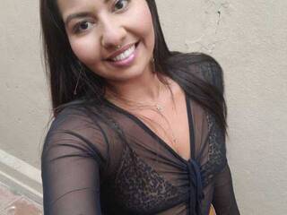 Erotik görüntülü sohbet Emyllinha