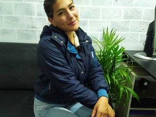 Erotik görüntülü sohbet emili-mac