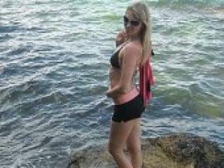 Erotik görüntülü sohbet emili77