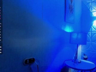 Erotik görüntülü sohbet Emilly