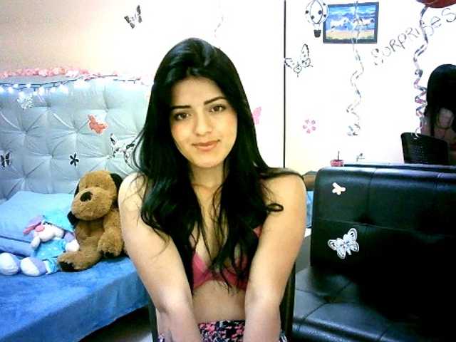 Yayın ekran görüntüleri Emily-69-