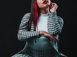 Erotik görüntülü sohbet Emily-Foxyy