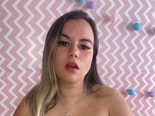 Erotik görüntülü sohbet EmilyDouglas