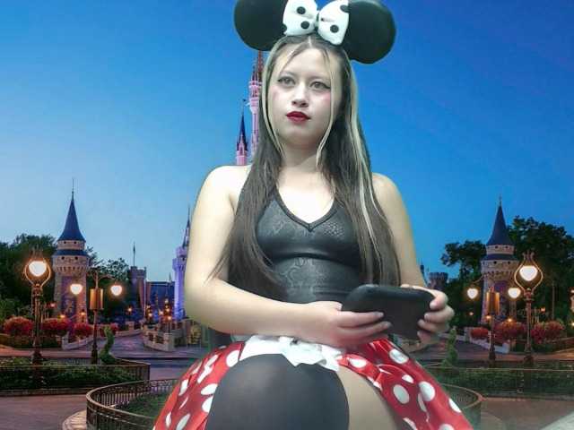 Yayın ekran görüntüleri Emilywatsonn