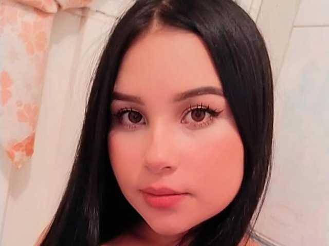 Profilin fotoğrafı emma-johnson1