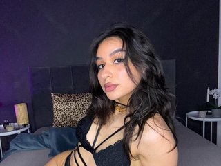 Erotik görüntülü sohbet EmmaBlanco