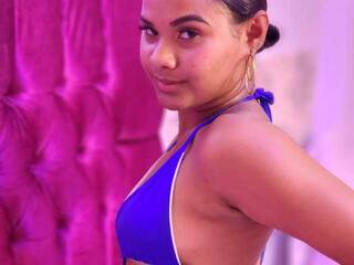 Erotik görüntülü sohbet EmmaDawson