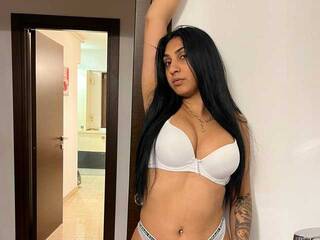 Erotik görüntülü sohbet EmmaHale