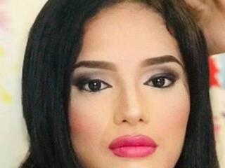 Erotik görüntülü sohbet Emmamoonn