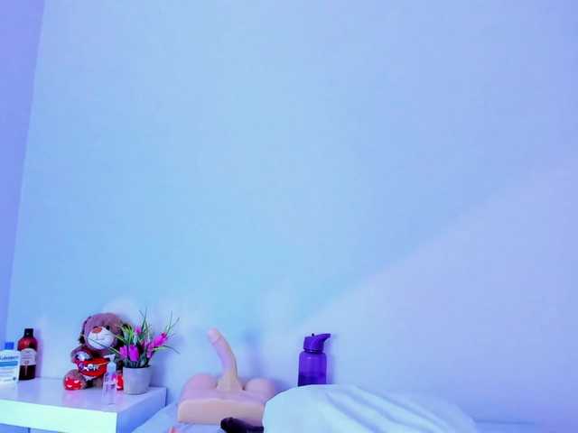 Yayın ekran görüntüleri EmmaRogerss