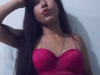 Erotik görüntülü sohbet EmmaSaenz