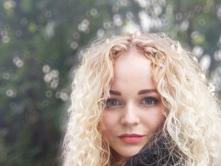 Erotik görüntülü sohbet EmmaXlove