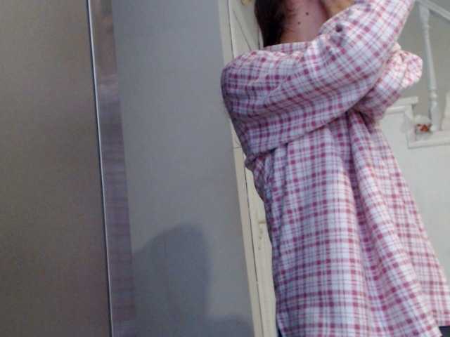 Yayın ekran görüntüleri Emmi-li