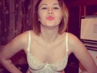 Erotik görüntülü sohbet emmishok