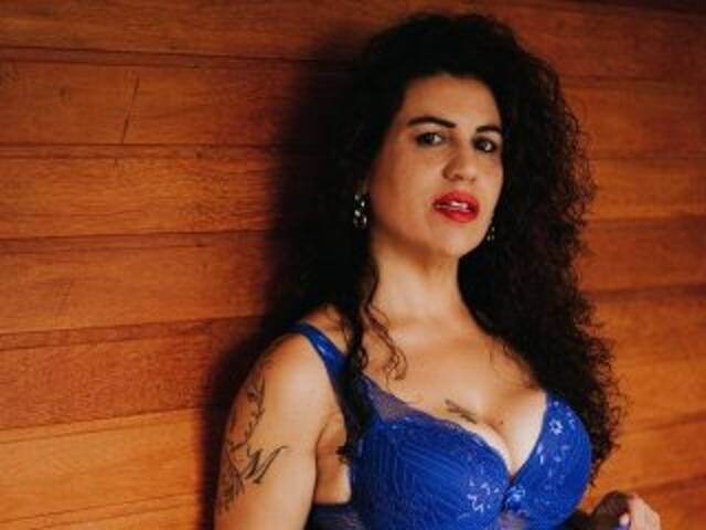 Profilin fotoğrafı empoderadaka